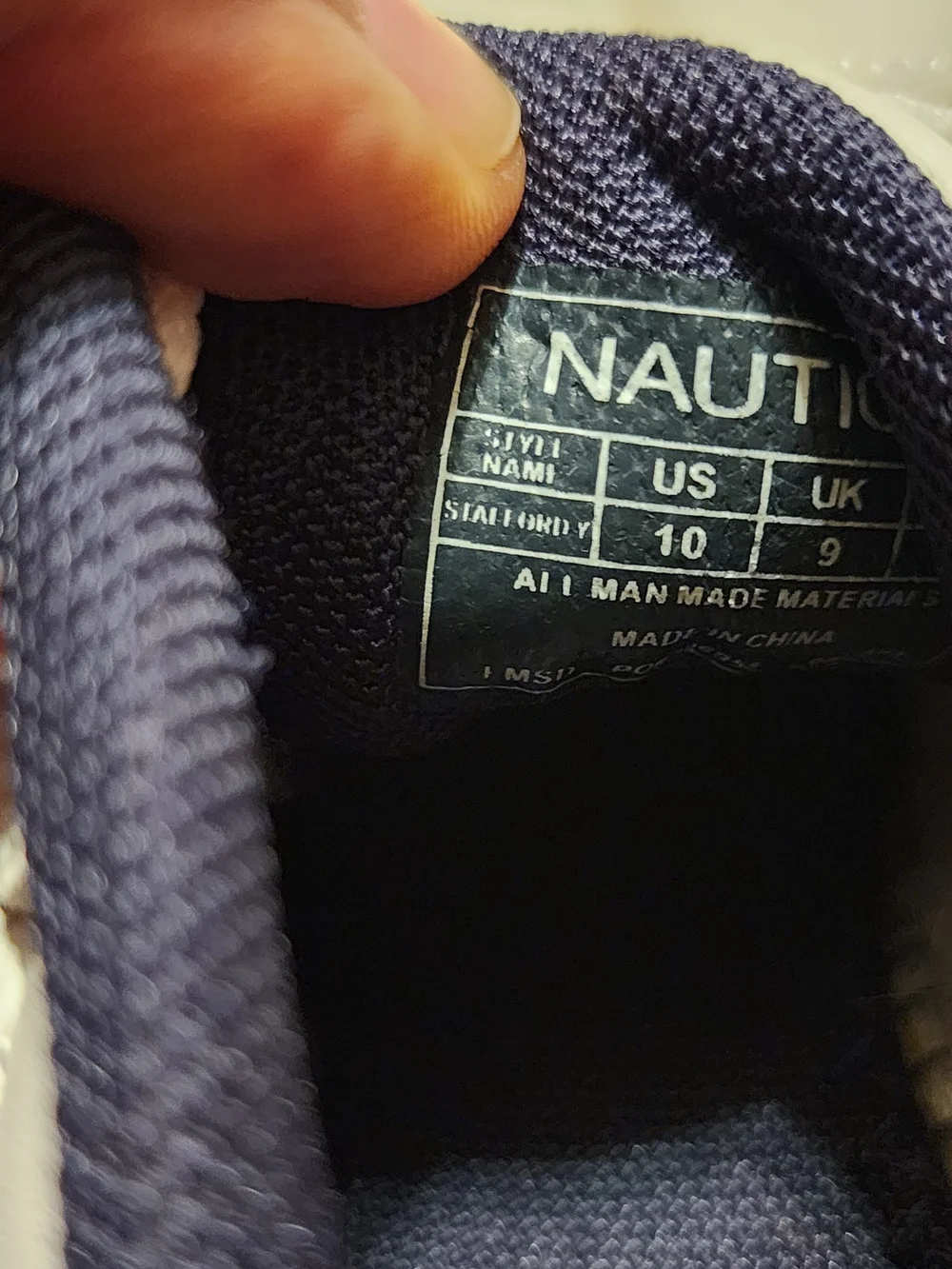 Nautica Kids' White & Navy Low-Top Sneakers size 10